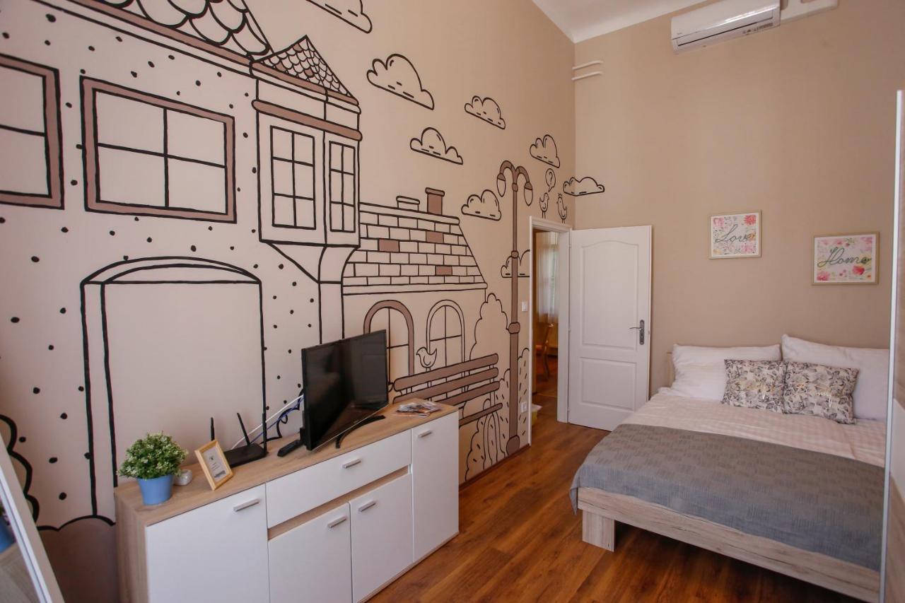 Uránia Apartmanház Eger Exterior foto