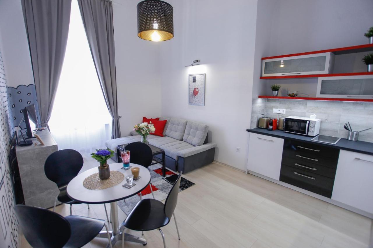Uránia Apartmanház Eger Exterior foto