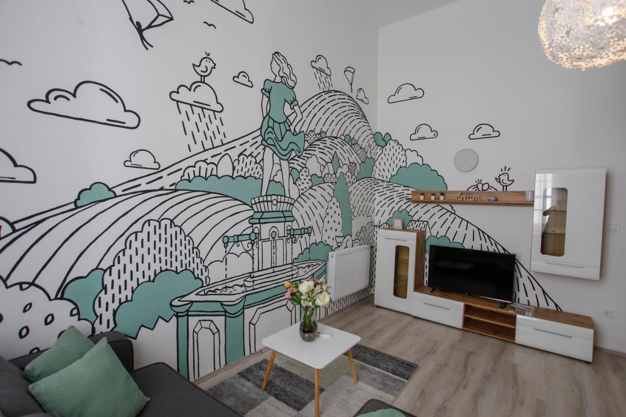 Uránia Apartmanház Eger Exterior foto